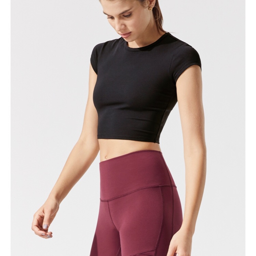 alo choice short sleeve crop  top black S